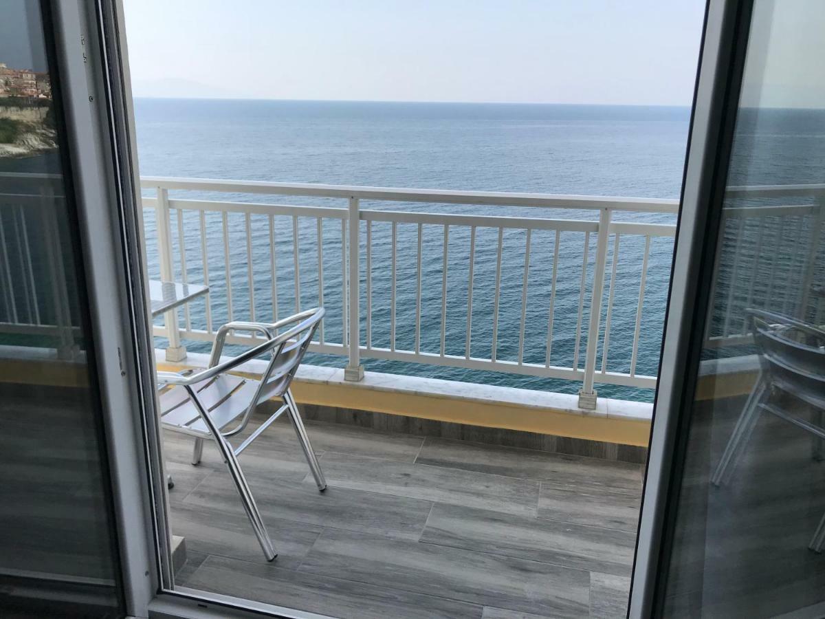 Sea And Sun Appartment Kavala Exterior photo